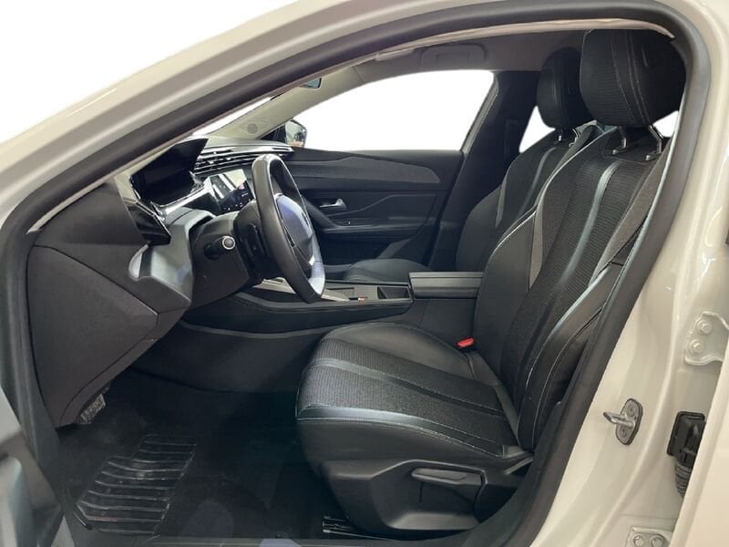 Peugeot 308 III 2021 1.5 bluehdi Allure Pack s&s 130cv eat8 usato a Torino