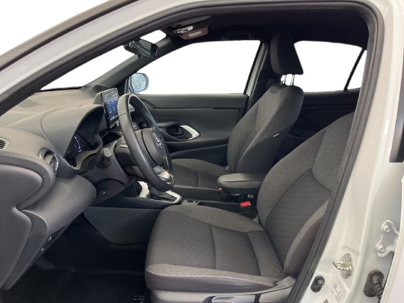 Toyota Yaris Cross 1.5h Trend fwd 116cv e-cvt usato a Torino