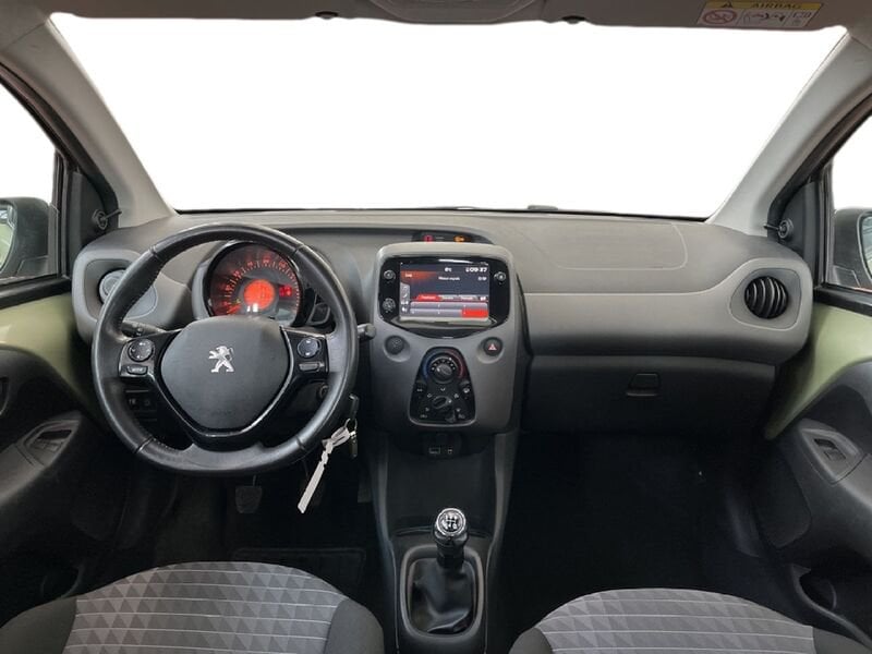 Peugeot 108 1.0 vti Active s&s 5p neopatentati benzina usato a Torino