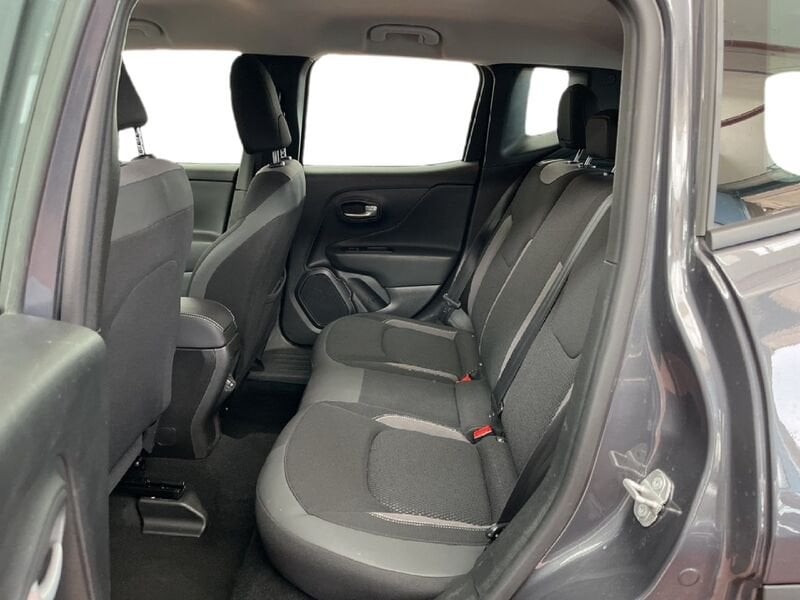 Jeep Renegade 2019 1.5 turbo t4 mhev Limited 2wd 130cv dct usato a Torino