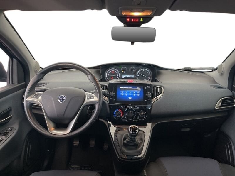 Lancia Ypsilon III 2021 1.0 firefly hybrid Gold s&s 70cv ibrida usato a Torino