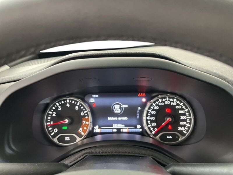 Jeep Renegade 2019 1.5 turbo t4 mhev Limited 2wd 130cv dct usato a Torino