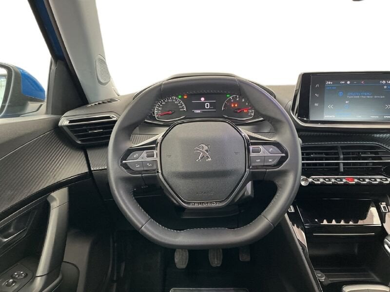 Peugeot 2008 II 2020 1.2 puretech Allure s&s 100cv benzina usato a Torino