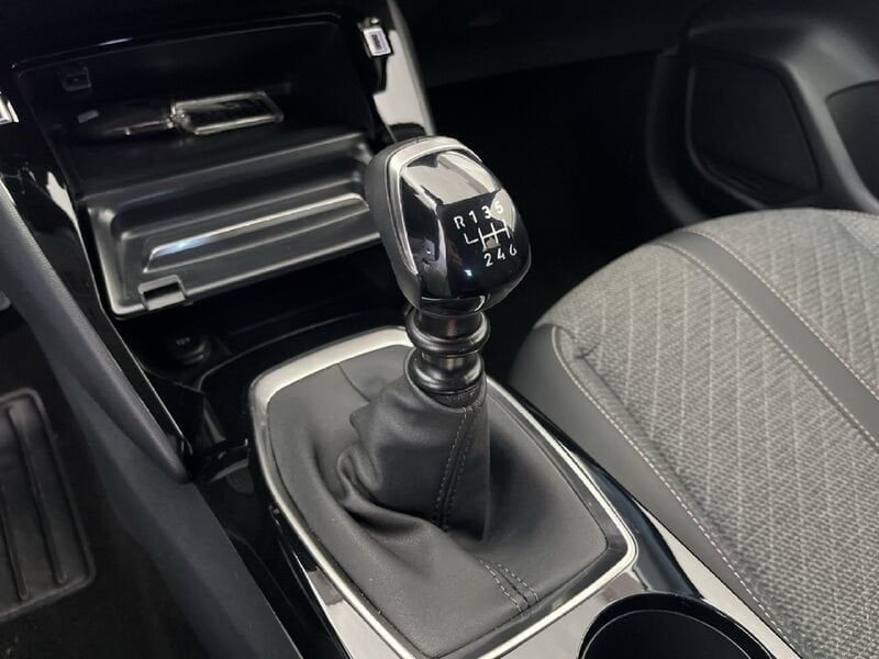 Peugeot 208 II 2023 1.2 puretech Allure s&s 100cv  usato a Torino