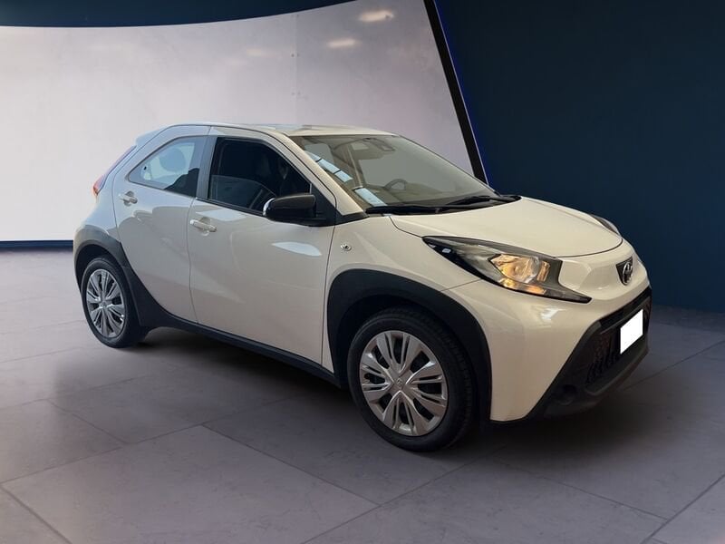 Toyota Aygo X 1.0 Active 72cv benzina usato a Torino