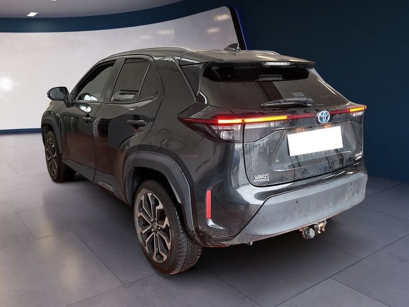 Toyota Yaris Cross 1.5h Trend awd-i 116cv e-cvt usato a Torino