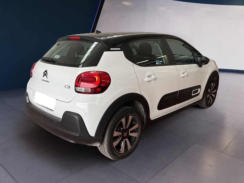Citroën C3 III 2017 1.2 puretech Shine s&s 110cv eat6 my20 benzina usato a Torino