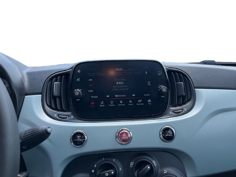 FIAT 500 III 2015 1.0 hybrid Dolcevita 70cv usato a Torino