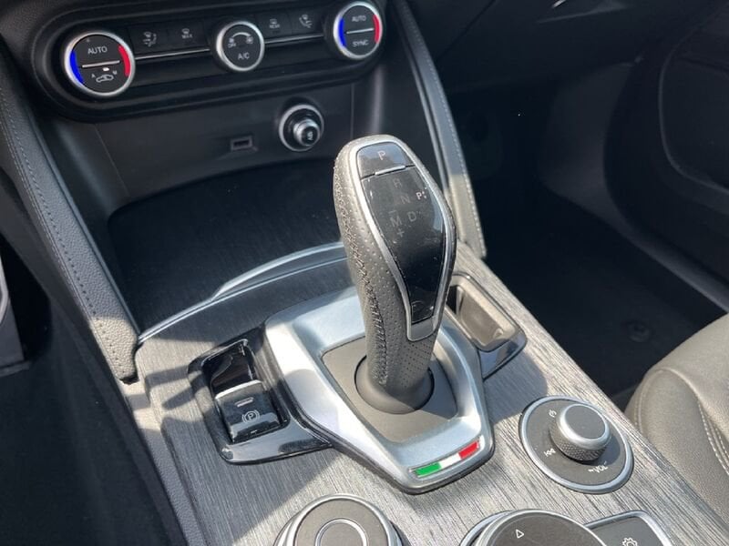Alfa Romeo Stelvio 2023 2.2 t Sprint rwd 160cv auto diesel usato a Torino