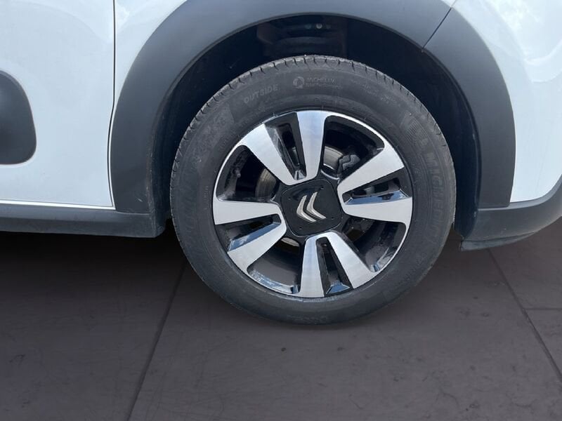 Citroën C3 III 2017 1.2 puretech Shine s&s 83cv benzina usato a Torino