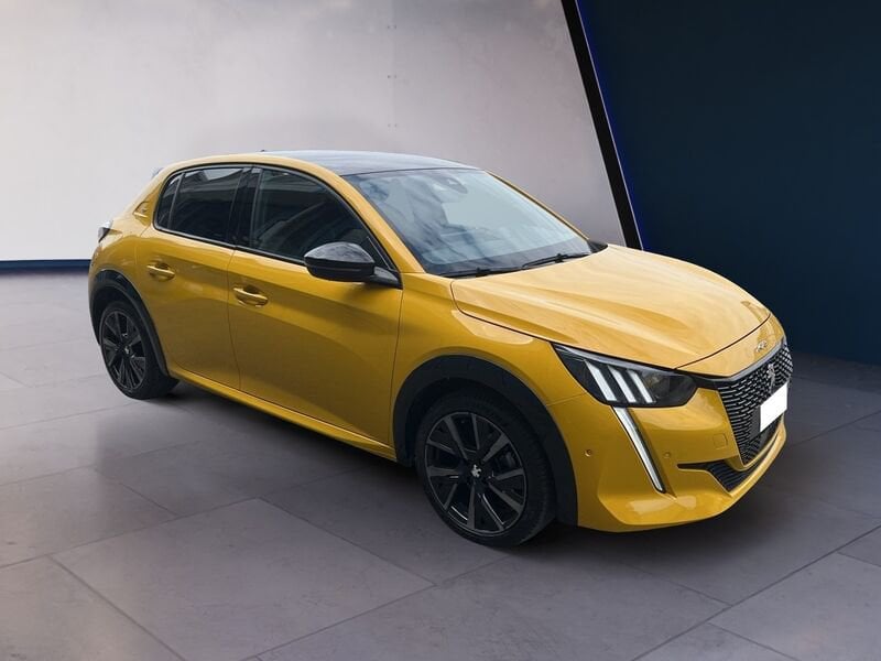 Peugeot 208 II 2019 1.2 puretech GT Pack s&s 100cv benzina usato a Torino