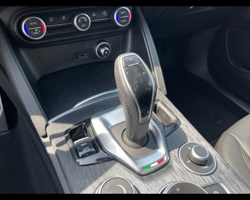 Alfa Romeo Stelvio 2023 2.2 t Sprint rwd 160cv auto diesel usato a Torino