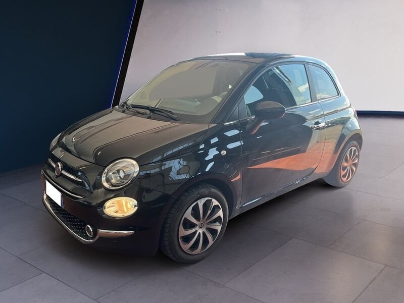 FIAT 500 III 2015 1.0 hybrid Dolcevita 70cv usato a Torino