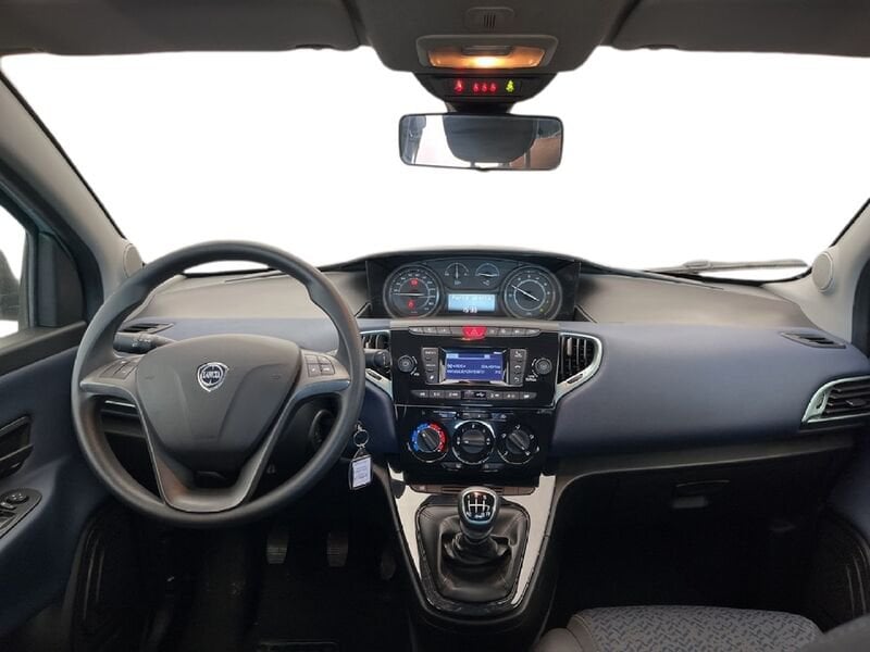 Lancia Ypsilon NUOVA My24 402 Oro 1.0  usato a Torino