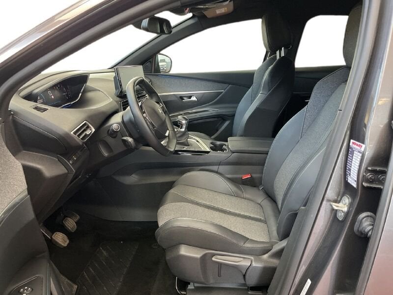 Peugeot 3008 II 2021 1.2 puretech t GT s&s 130cv benzina usato a Torino