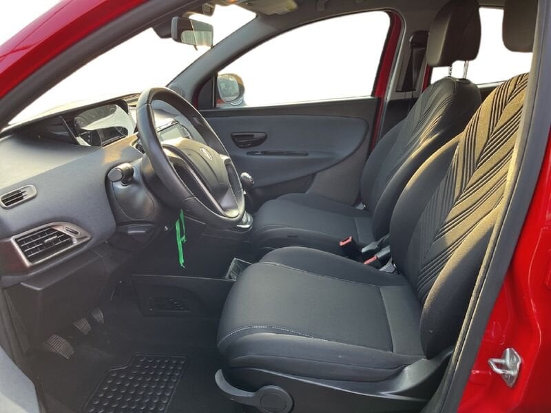 Lancia Ypsilon III 2021 1.0 firefly hybrid Gold s&s 70cv usato a Torino