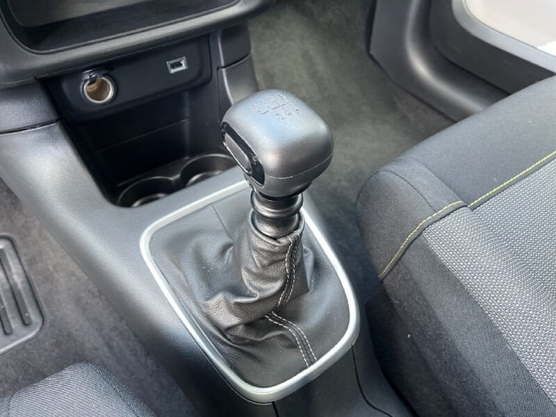 Citroën C3 III 2017 1.5 bluehdi C-Series s&s 100cv 6m diesel usato a Torino