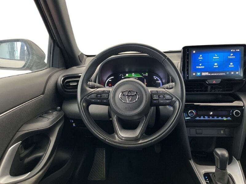 Toyota Yaris Cross 1.5h Trend fwd 116cv e-cvt usato a Torino
