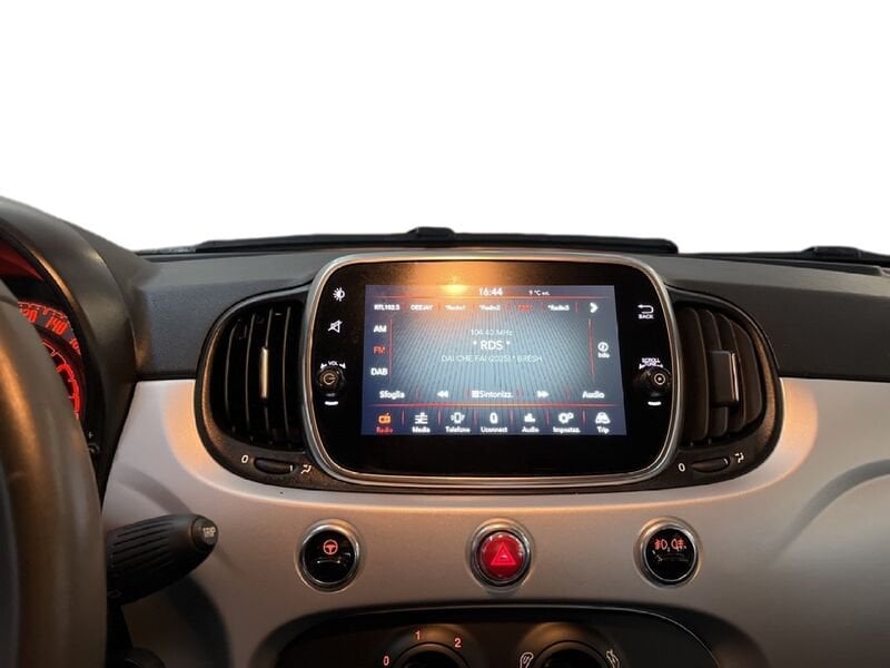 FIAT 500 III 2015 1.0 hybrid (Red) 70cv usato a Torino