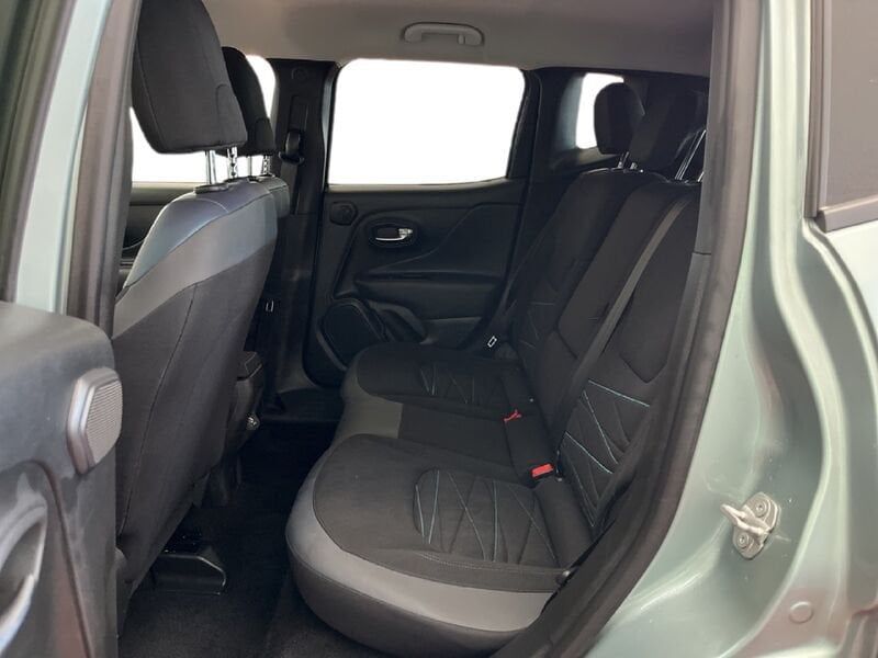 Jeep Renegade 2019 1.5 turbo t4 mhev Upland 2wd 130cv dct usato a Torino