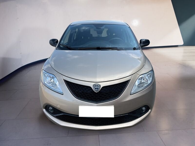 Lancia Ypsilon III 2015 1.0 hybrid Gold s&s 70cv  usato a Torino
