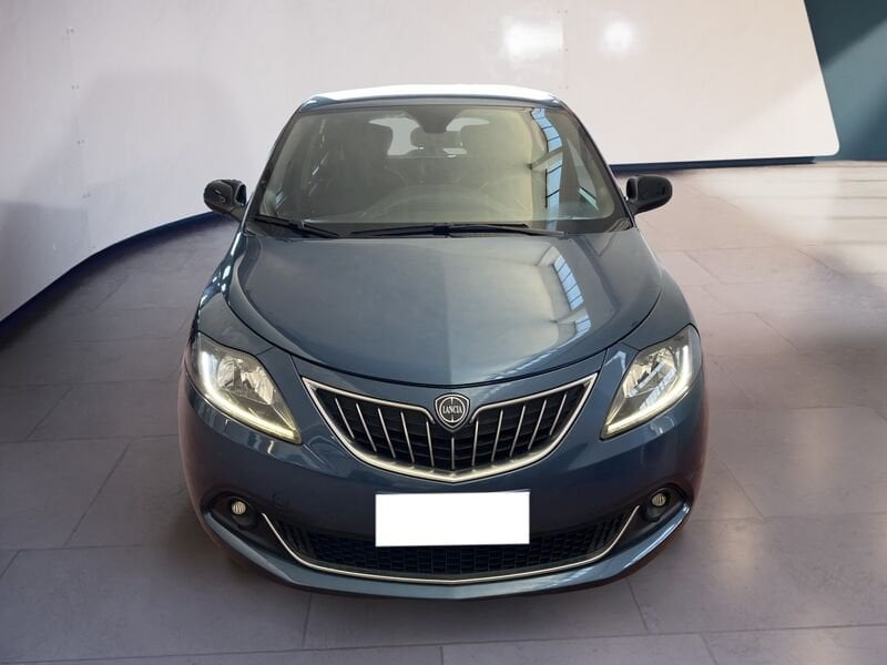 Lancia Ypsilon III 2021 1.0 firefly hybrid Gold s&s 70cv 5p.ti  usato a Torino