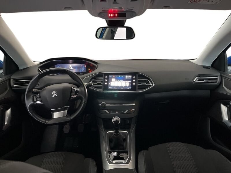 Peugeot 308 II 2018 SW SW 1.5 bluehdi Allure Pack s&s 130cv my20 diesel usato a Torino