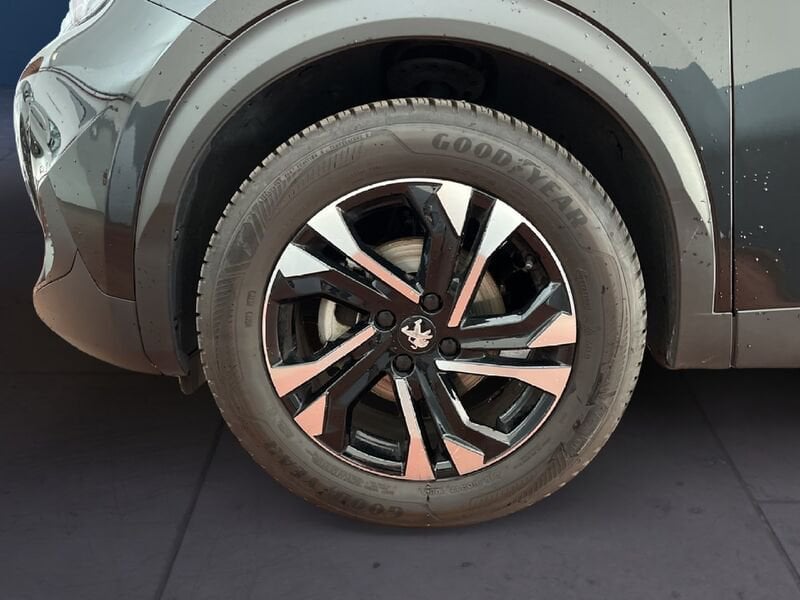 Peugeot 2008 II 2020 1.2 puretech Allure Pack s&s 100cv usato a Torino