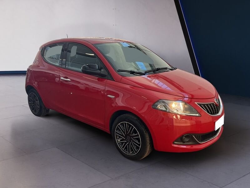 Lancia Ypsilon III 2021 1.0 firefly hybrid Gold s&s 70cv usato a Torino