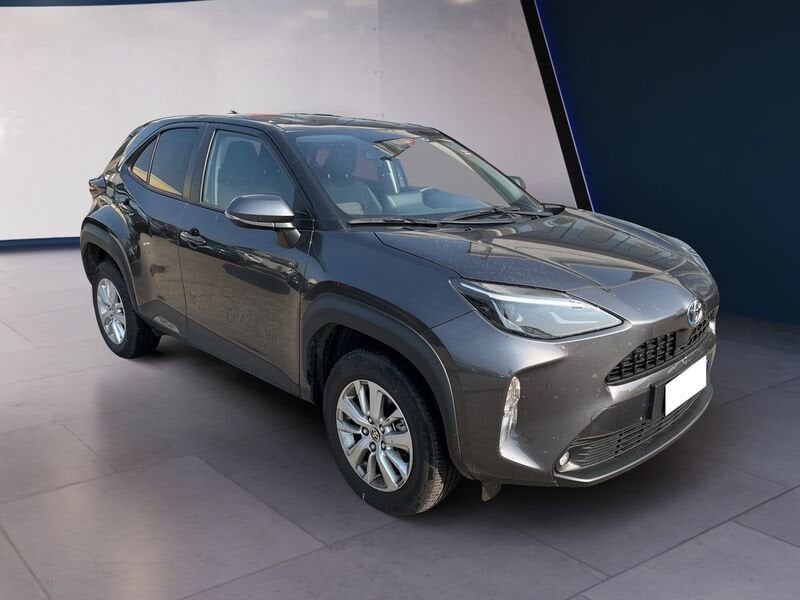 Toyota Yaris Cross 1.5h Business fwd 116cv e-cvt  usato a Torino
