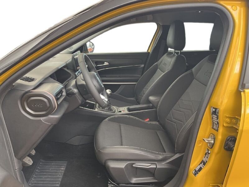 Jeep Avenger 2022 1.2 turbo Altitude fwd 100cv benzina usato a Torino