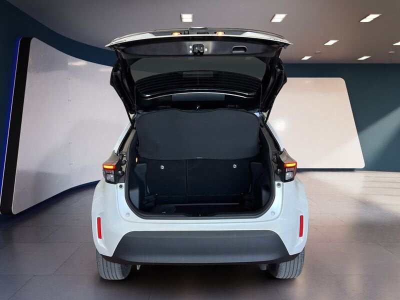 Toyota Yaris Cross 1.5h Trend fwd 116cv e-cvt usato a Torino