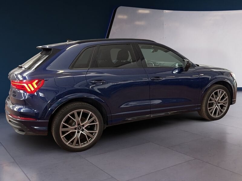 Audi Q3 II 2018 35 2.0 tdi S line edition s-tronic diesel usato a Torino