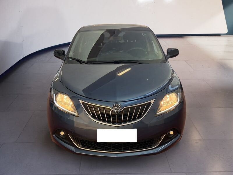Lancia Ypsilon III 2021 1.0 firefly hybrid Gold Plus s&s 70cv 5p.ti  usato a Torino