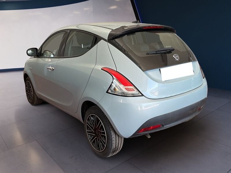 Lancia Ypsilon NUOVA My24 402 Oro 1.0  usato a Torino