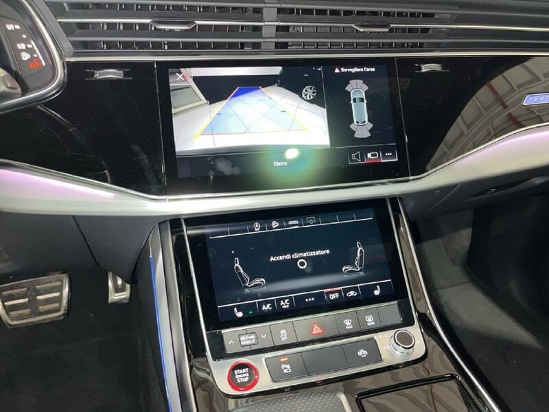 Audi Q8 I 2018 S 4.0 tfsi quattro tiptronic  usato a Torino