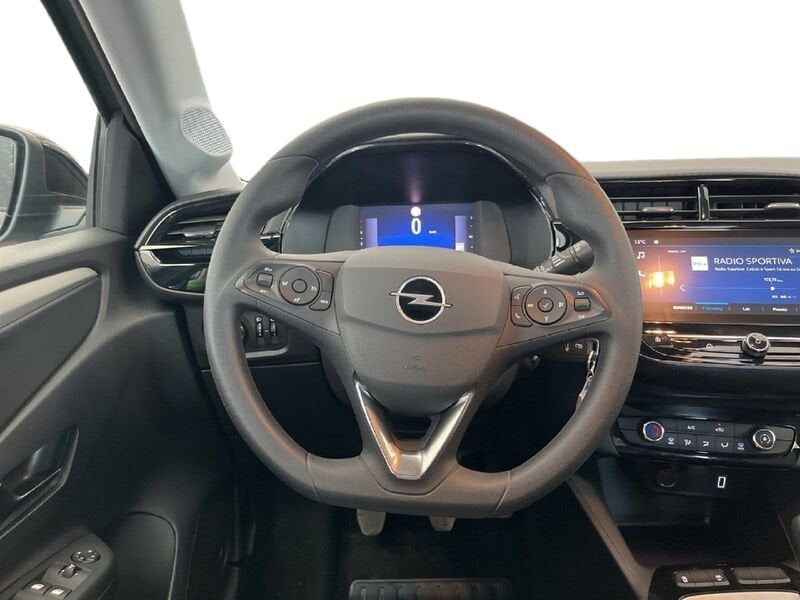 Opel Corsa Nuova 1.2 100 MT6 benzina usato a Torino
