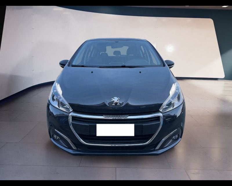 Peugeot 208 I 2015 1.2 puretech Active s&s 82cv 5p neopatentati  usato a Torino
