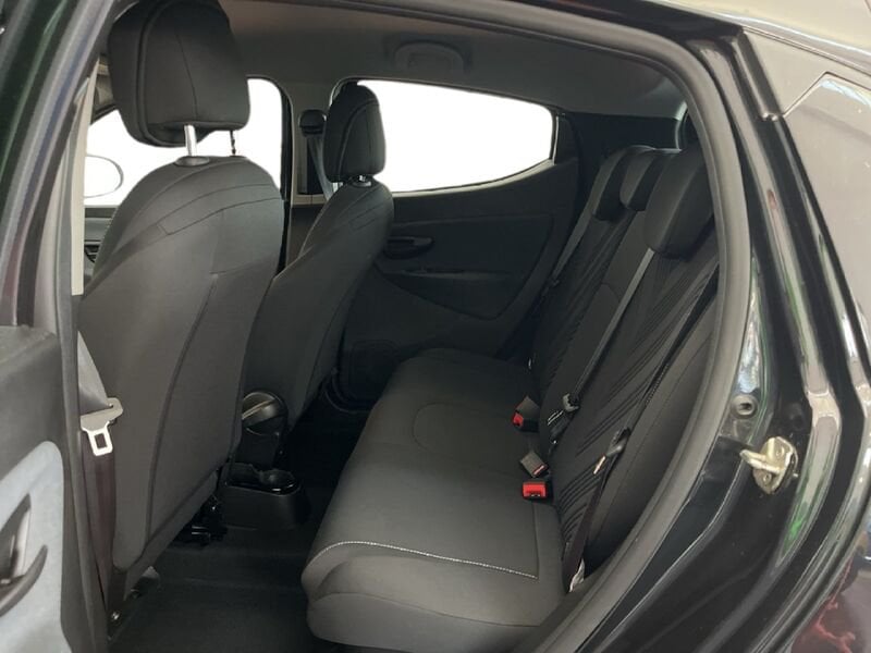 Lancia Ypsilon III 2021 1.0 firefly hybrid Gold s&s 70cv  usato a Torino