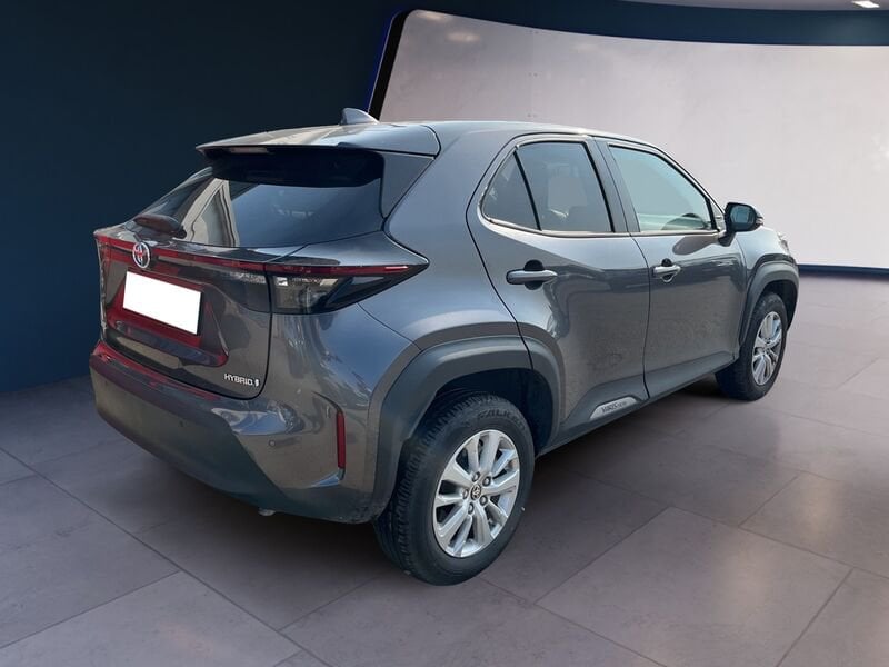 Toyota Yaris Cross 1.5h Business fwd 116cv e-cvt  usato a Torino