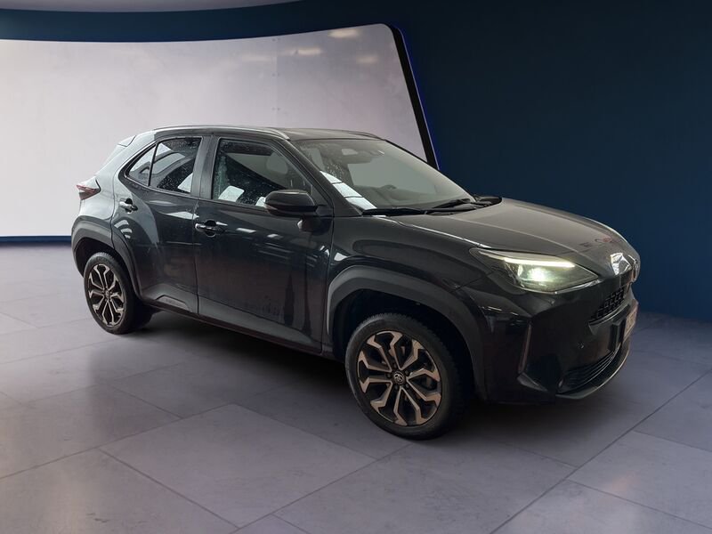 Toyota Yaris Cross 1.5h Trend awd-i 116cv e-cvt usato a Torino