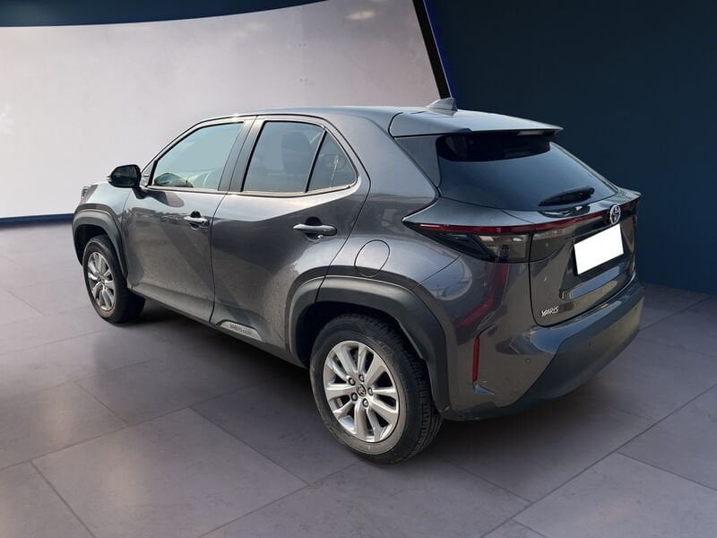 Toyota Yaris Cross 1.5h Business fwd 116cv e-cvt  usato a Torino