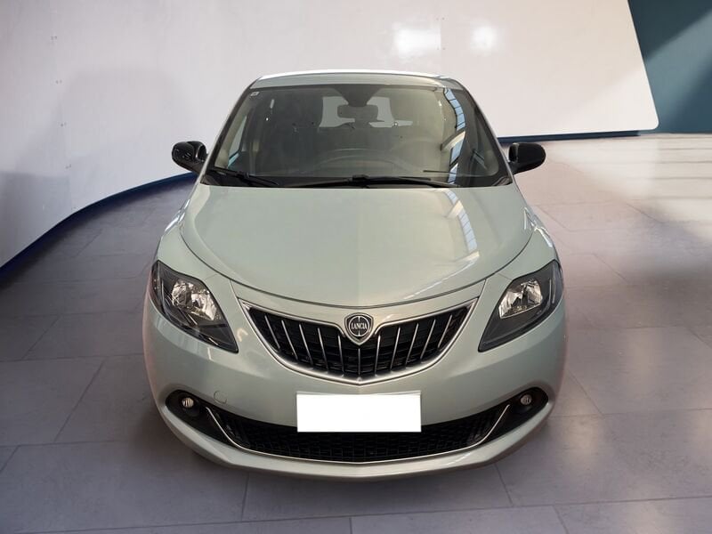Lancia Ypsilon III 2021 1.0 firefly hybrid Gold Plus s&s 70cv 5p.ti  usato a Torino