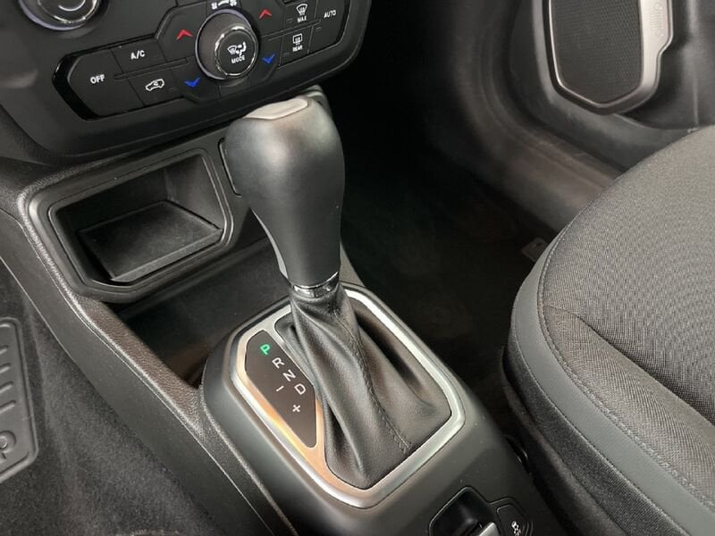 Jeep Renegade 2019 1.5 turbo t4 mhev Limited 2wd 130cv dct usato a Torino
