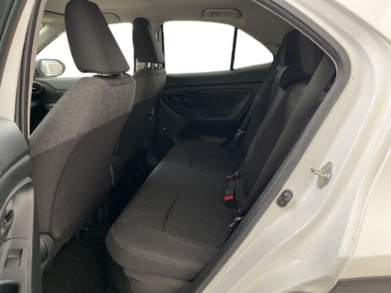 Toyota Yaris Cross 1.5h Business fwd 116cv e-cvt  usato a Torino