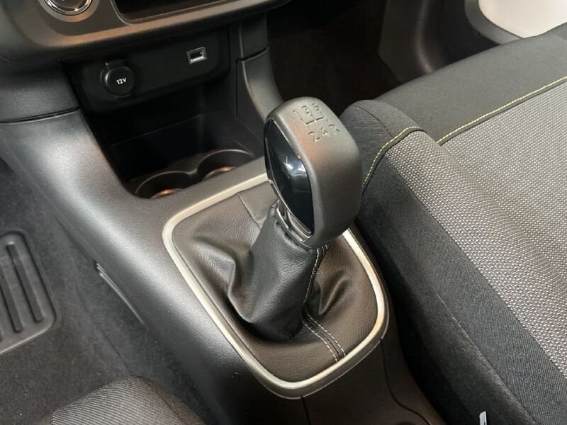 Citroën C3 III 2017 1.2 puretech Shine s&s 83cv benzina usato a Torino