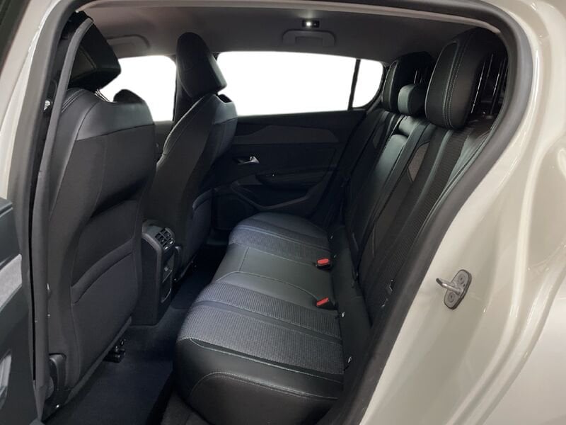 Peugeot 308 III 2021 1.5 bluehdi Allure Pack s&s 130cv eat8 usato a Torino