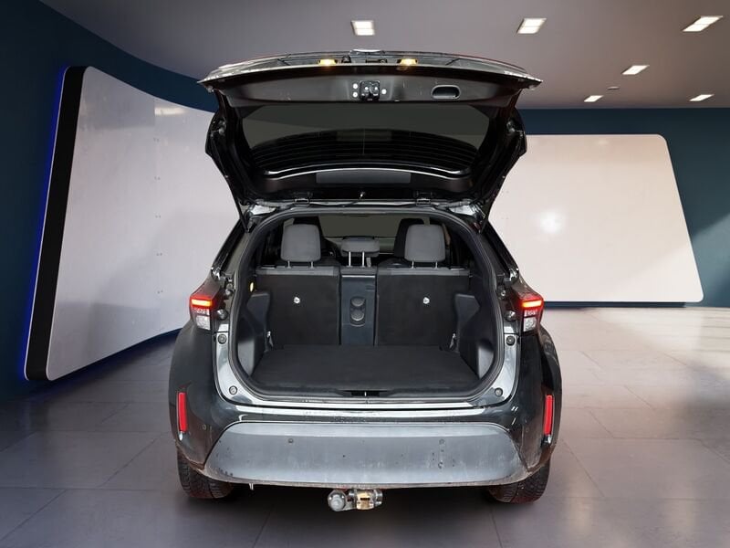 Toyota Yaris Cross 1.5h Trend awd-i 116cv e-cvt usato a Torino