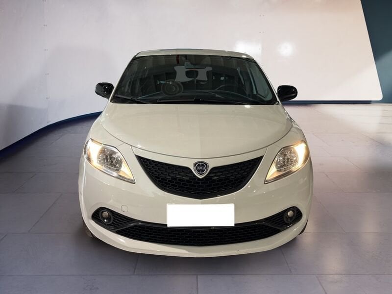 Lancia Ypsilon III 2015 1.0 hybrid Gold s&s 70cv  usato a Torino