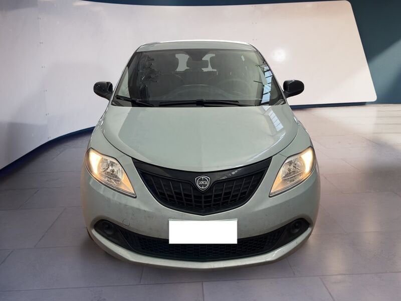 Lancia Ypsilon III 2021 1.0 firefly hybrid Silver s&s 70cv 5p.ti  usato a Torino